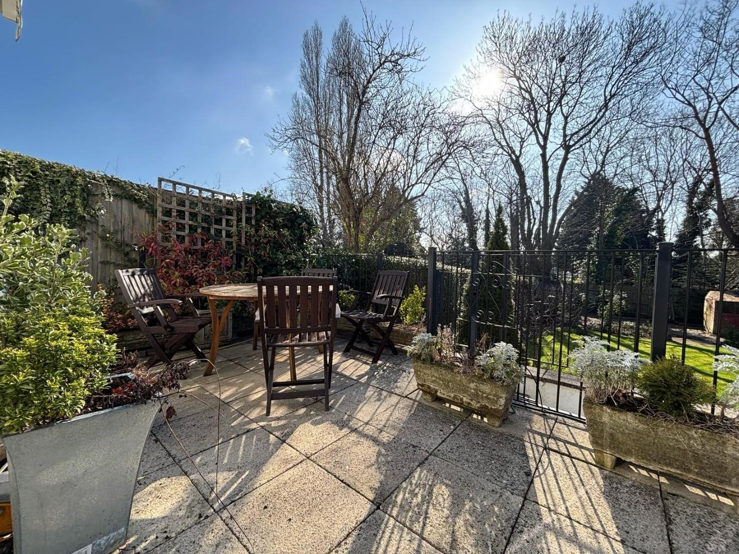 Sunnydale Gardens, Mill Hill, NW7, London